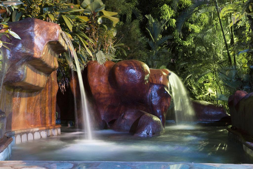 Baldi Hot Springs Hotel & Spa ラ・フォルトゥナ エクステリア 写真